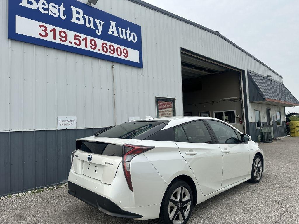 Toyota Prius 5dr HB Three Touring (Natl) 2016