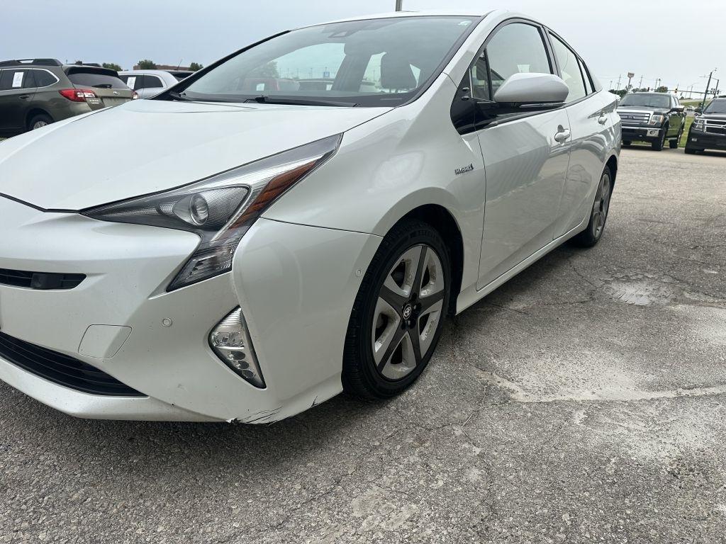 Toyota Prius 5dr HB Three Touring (Natl) 2016