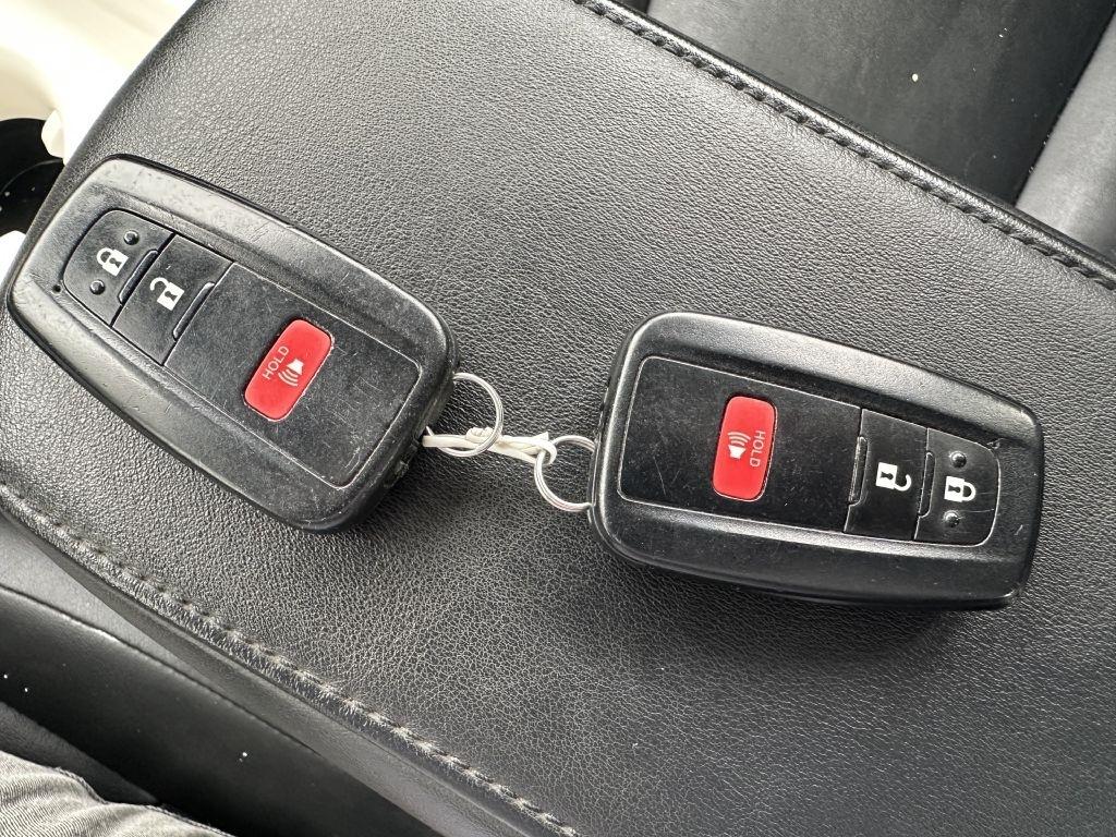 Toyota Prius 5dr HB Three Touring (Natl) 2016