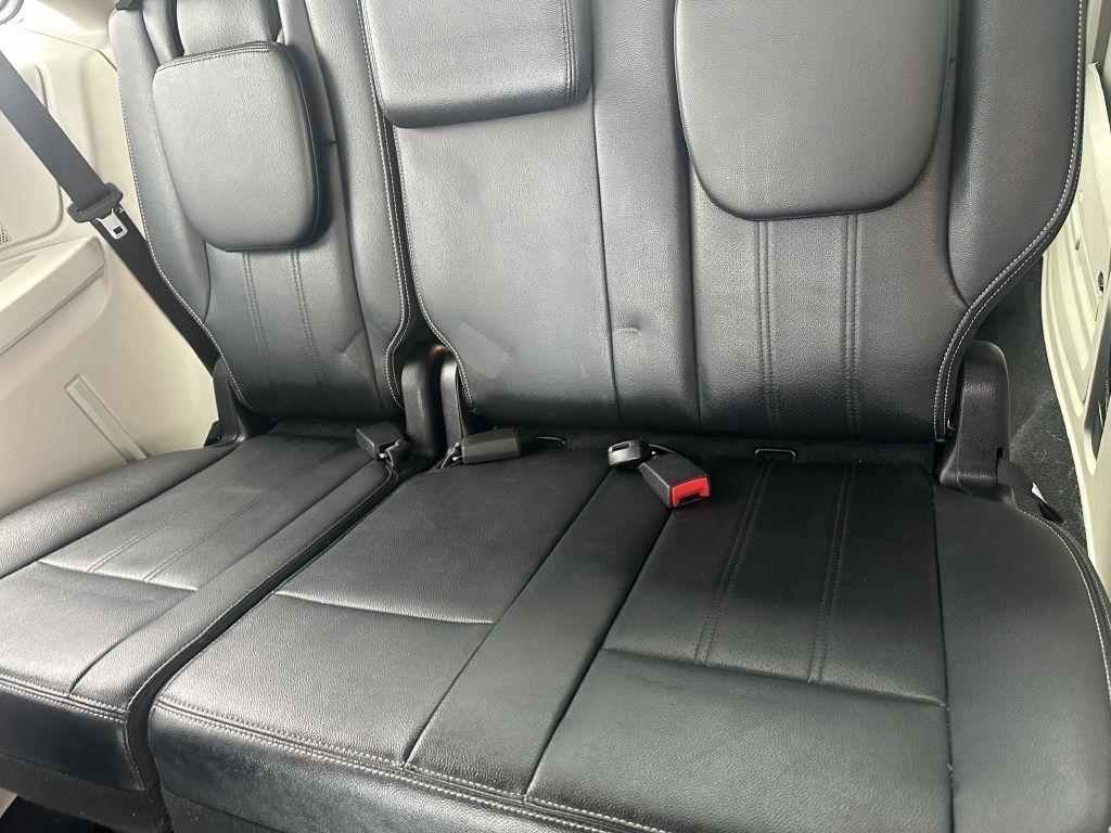 Chrysler Town & Country 4dr Wgn Touring-L 2013