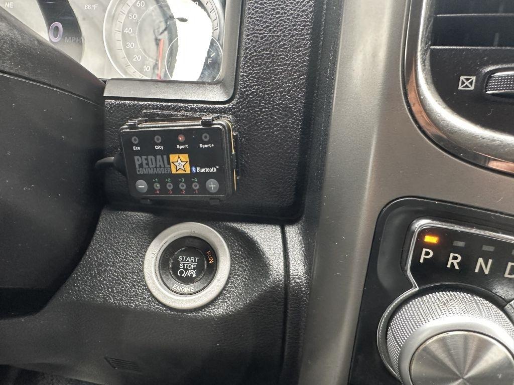 RAM 1500 4WD Quad Cab 140.5" Sport 2016