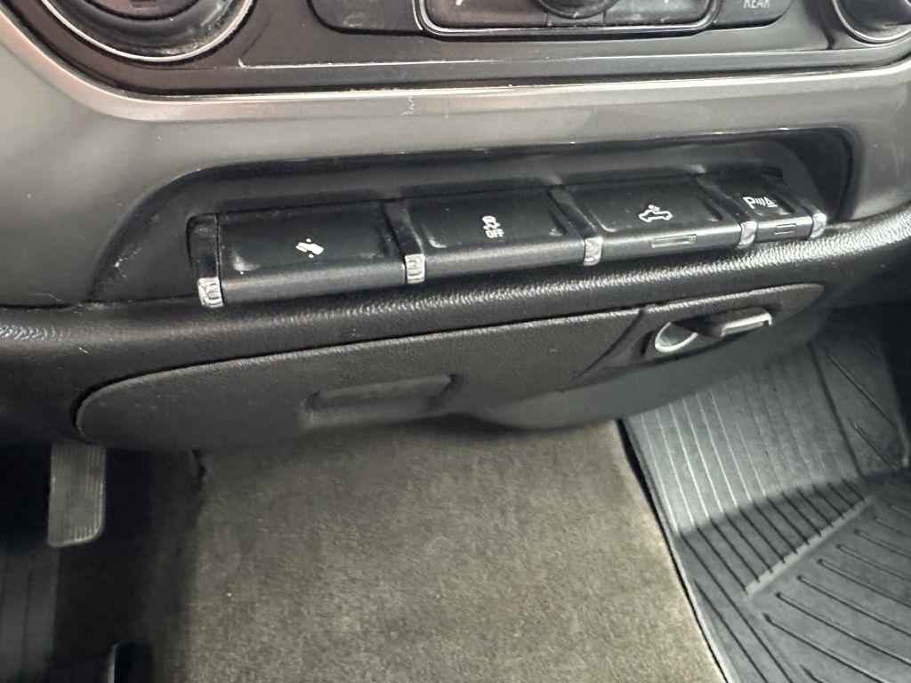 Chevrolet Silverado 1500 2WD Crew Cab 143.5" LT w/1LT 2018