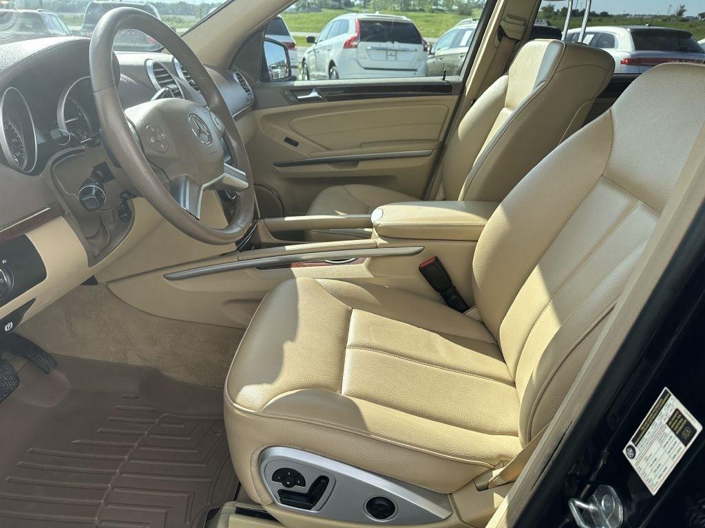 Mercedes-Benz GL-Class 4MATIC 4dr GL 350 BlueTEC 2012
