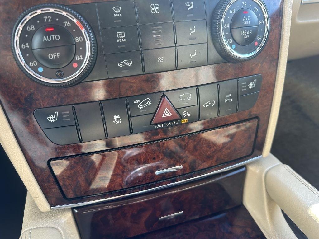 Mercedes-Benz GL-Class 4MATIC 4dr GL 350 BlueTEC 2012