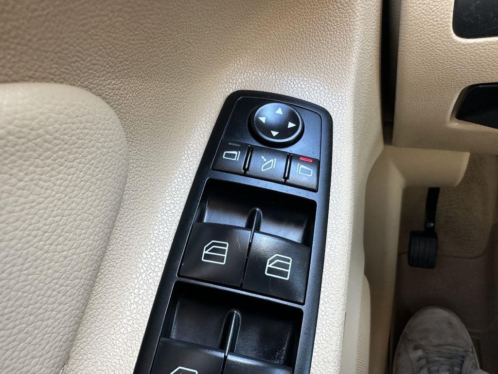 Mercedes-Benz GL-Class 4MATIC 4dr GL 350 BlueTEC 2012