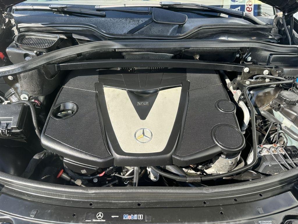 Mercedes-Benz GL-Class 4MATIC 4dr GL 350 BlueTEC 2012