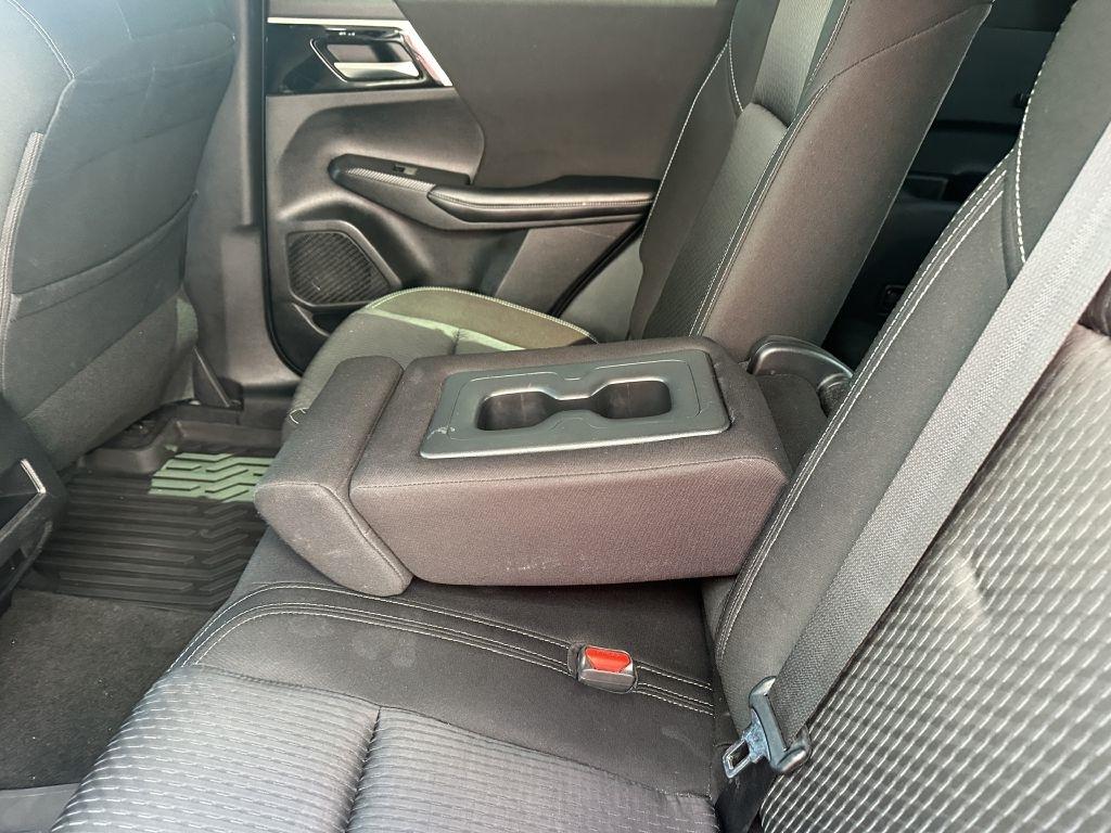 Mitsubishi Outlander ES S-AWC 2022