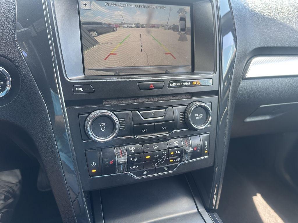 Ford Explorer XLT 4WD 2018