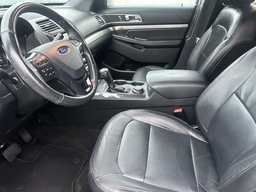 Ford Explorer XLT 4WD 2018