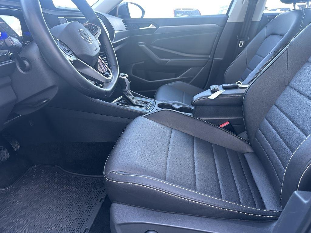 Volkswagen Jetta SE Auto 2023