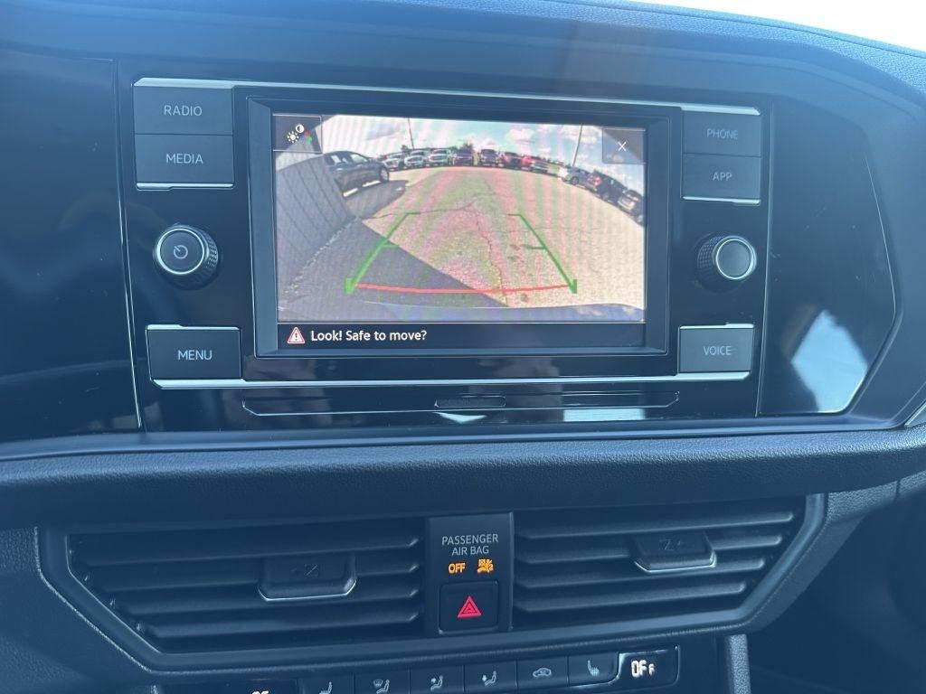 Volkswagen Jetta SE Auto 2023