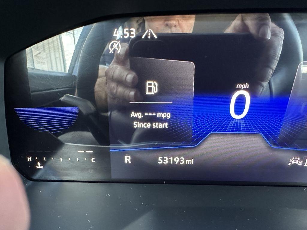 Volkswagen Jetta SE Auto 2023