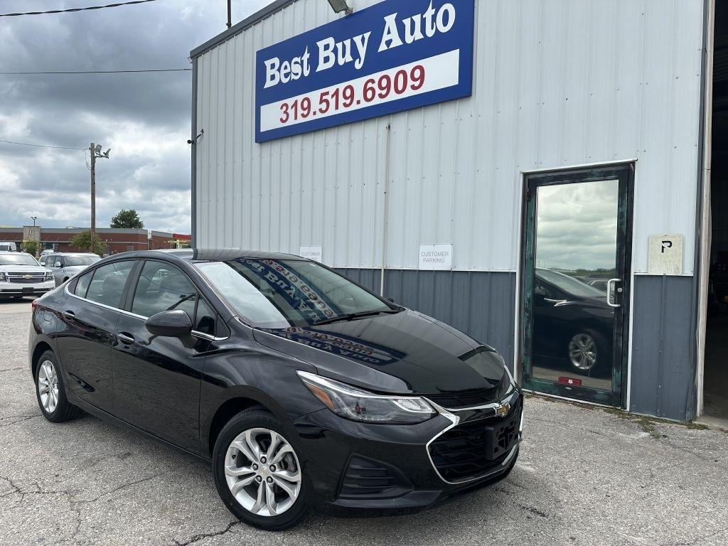 2019 Chevrolet Cruze 4dr Sdn LT