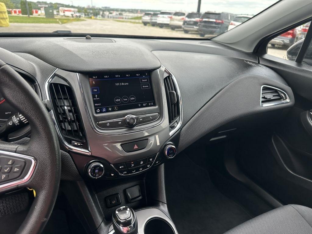 Chevrolet Cruze 4dr Sdn LT 2019