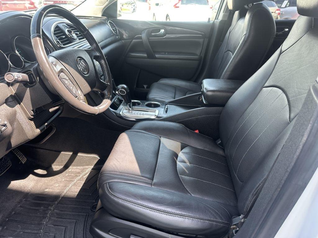 Buick Enclave AWD 4dr Leather 2017