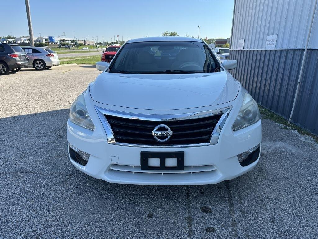 Nissan Altima 4dr Sdn I4 2.5 SV 2014