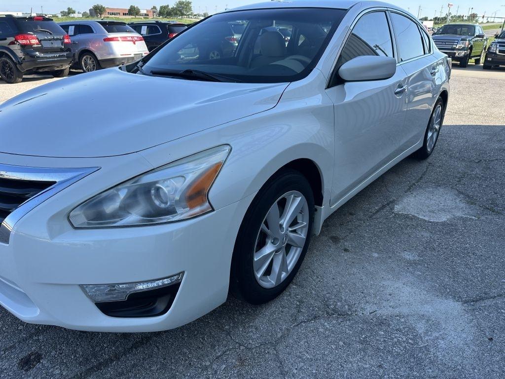 Nissan Altima 4dr Sdn I4 2.5 SV 2014
