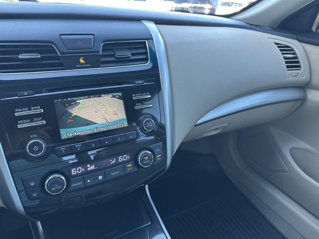Nissan Altima 4dr Sdn I4 2.5 SV 2014