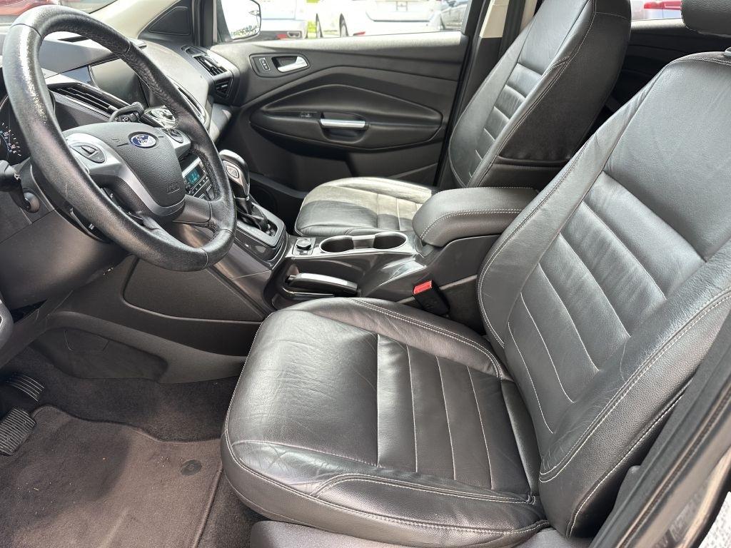 Ford Escape 4WD 4dr Titanium 2015