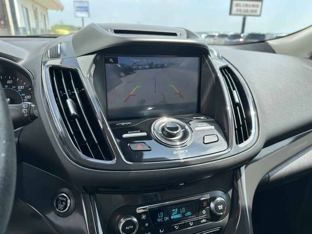 Ford Escape 4WD 4dr Titanium 2015