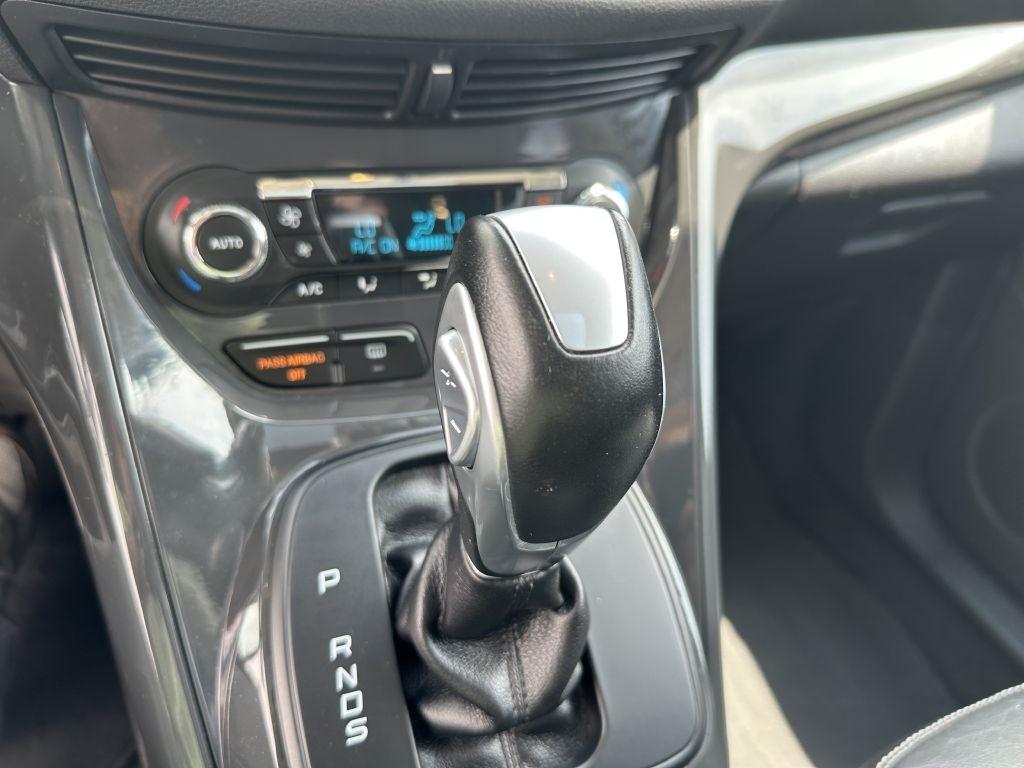 Ford Escape 4WD 4dr Titanium 2015