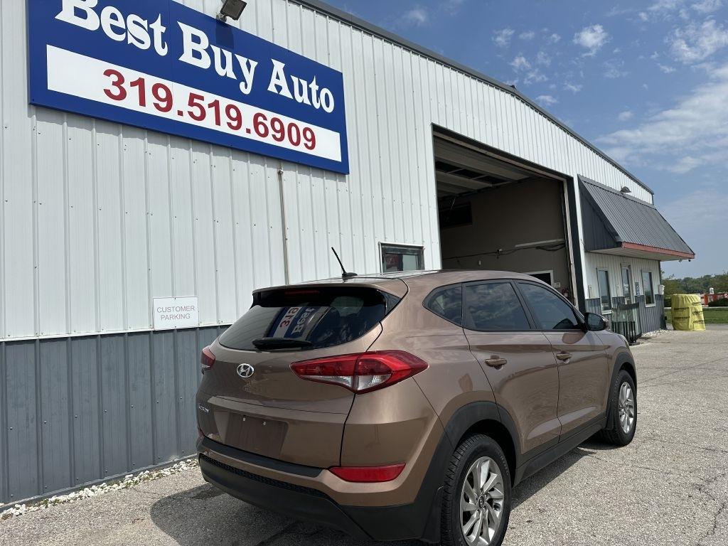 Hyundai Tucson FWD 4dr SE w/Beige Int 2016