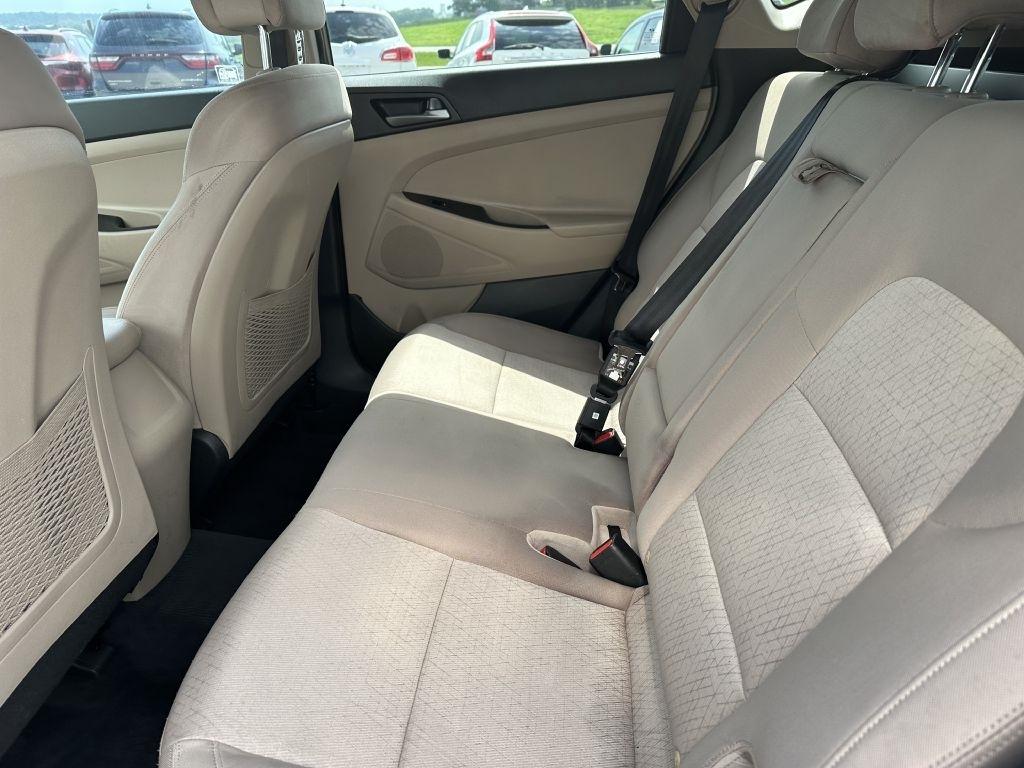 Hyundai Tucson FWD 4dr SE w/Beige Int 2016