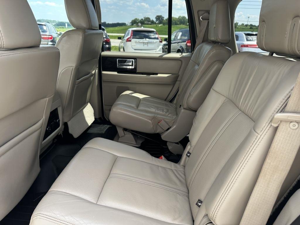 Lincoln Navigator 4WD 4dr 2015