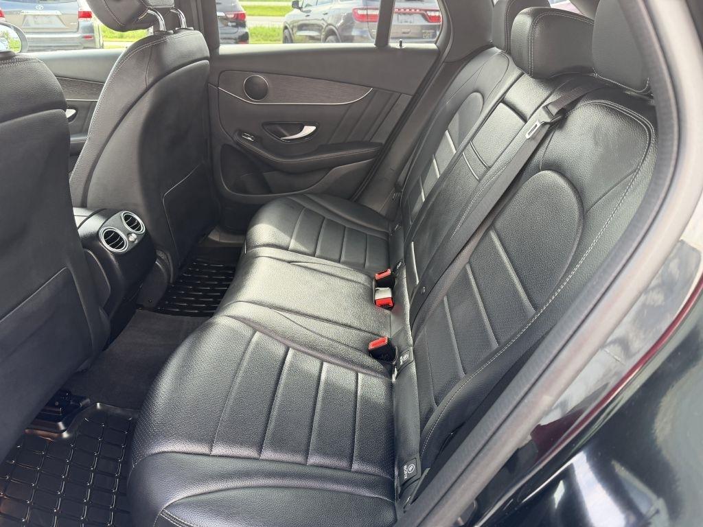 Mercedes-Benz GLC GLC 300 4MATIC SUV 2022