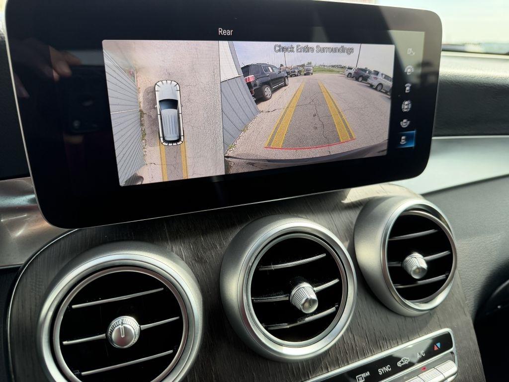 Mercedes-Benz GLC GLC 300 4MATIC SUV 2022