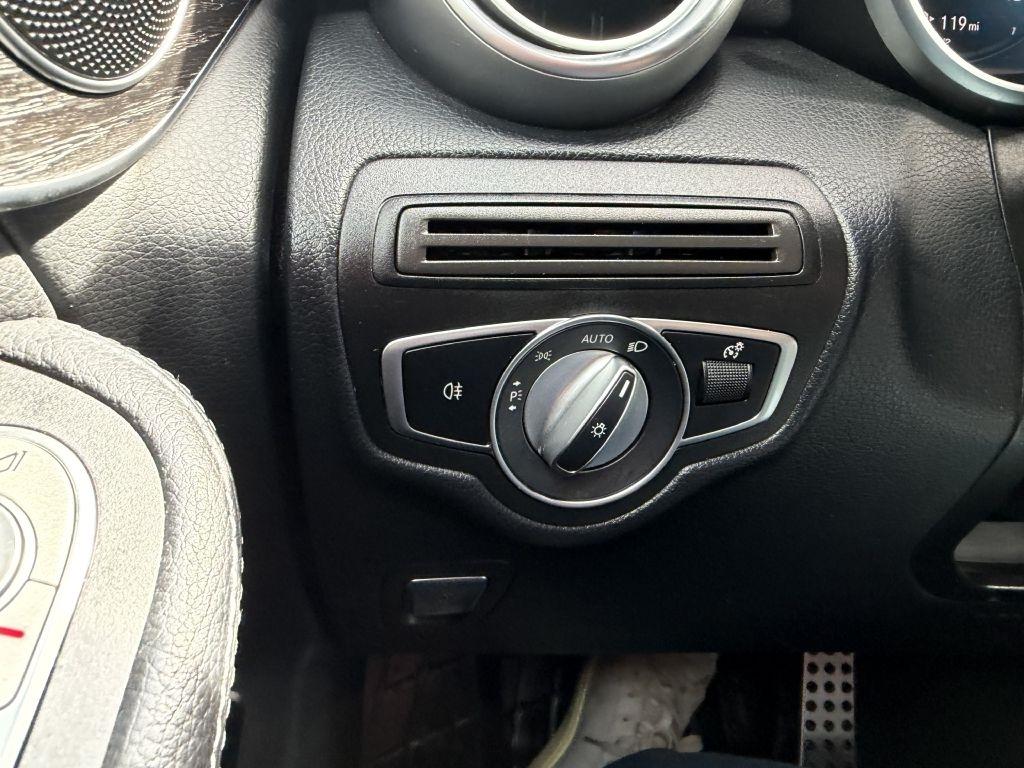 Mercedes-Benz GLC GLC 300 4MATIC SUV 2022