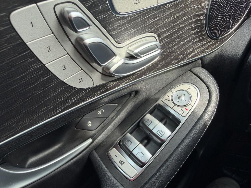 Mercedes-Benz GLC GLC 300 4MATIC SUV 2022