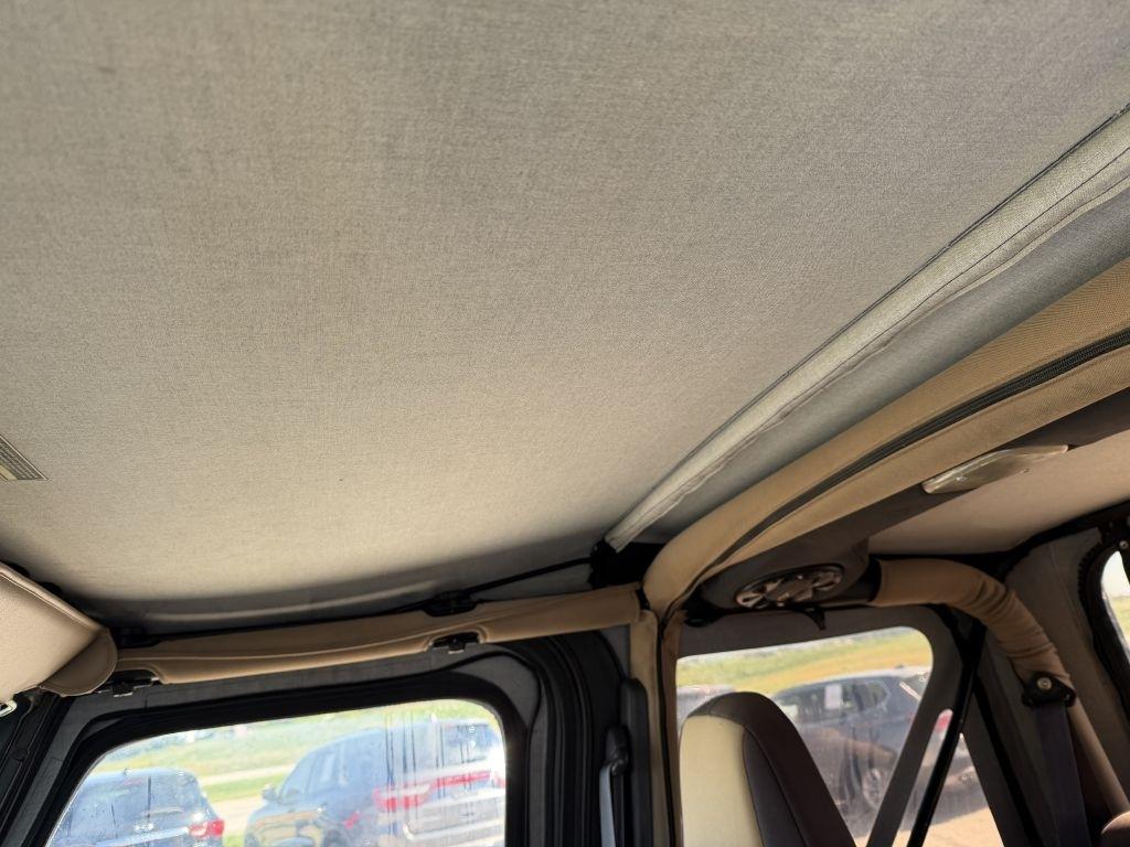 Jeep Wrangler 2dr Sahara 2001