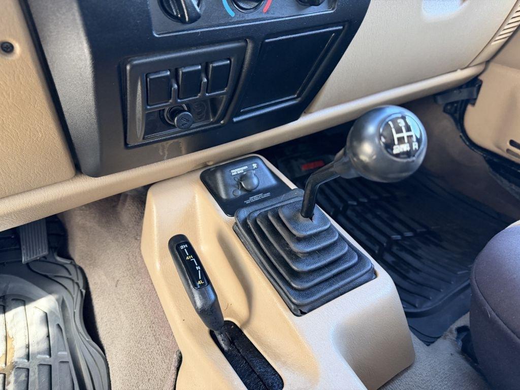 Jeep Wrangler 2dr Sahara 2001