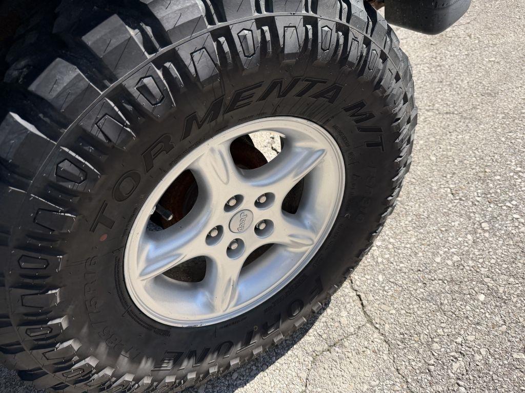 Jeep Wrangler 2dr Sahara 2001