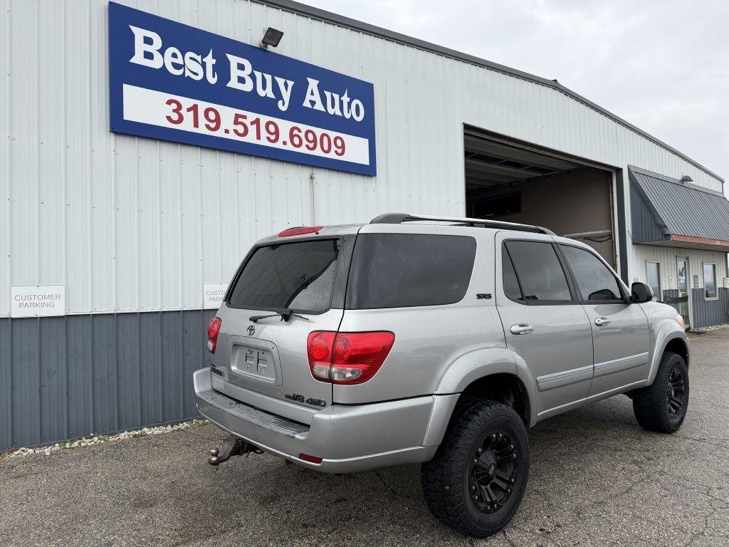 Toyota Sequoia 4WD 4dr SR5 (Natl) 2007