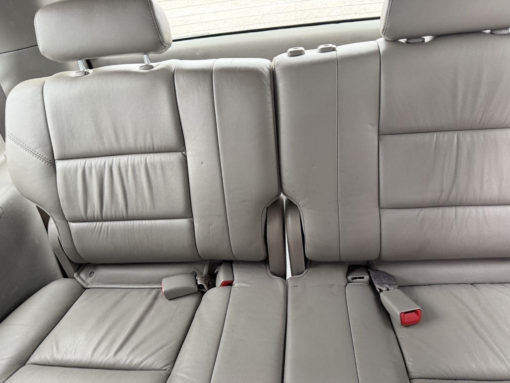 Toyota Sequoia 4WD 4dr SR5 (Natl) 2007