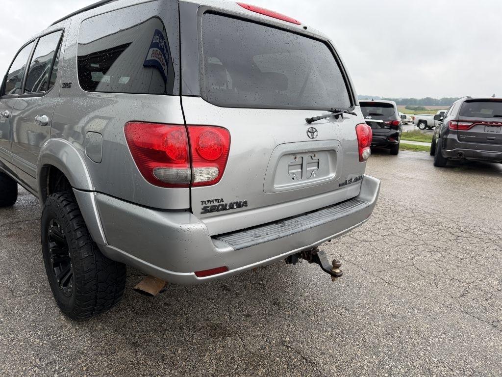 Toyota Sequoia 4WD 4dr SR5 (Natl) 2007