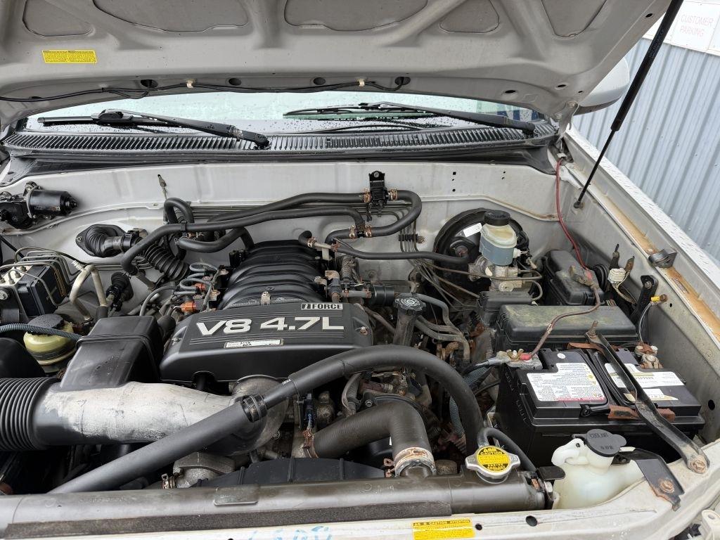 Toyota Sequoia 4WD 4dr SR5 (Natl) 2007