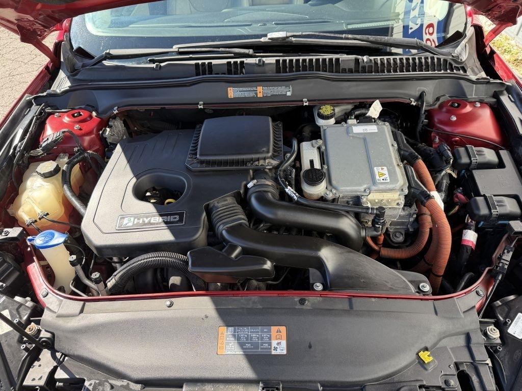 Ford Fusion 4dr Sdn Titanium Hybrid FWD 2015