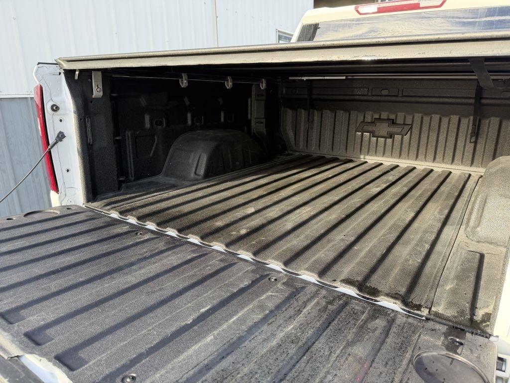 Chevrolet Silverado 1500 LTD 4WD Crew Cab 147" Custom 2022