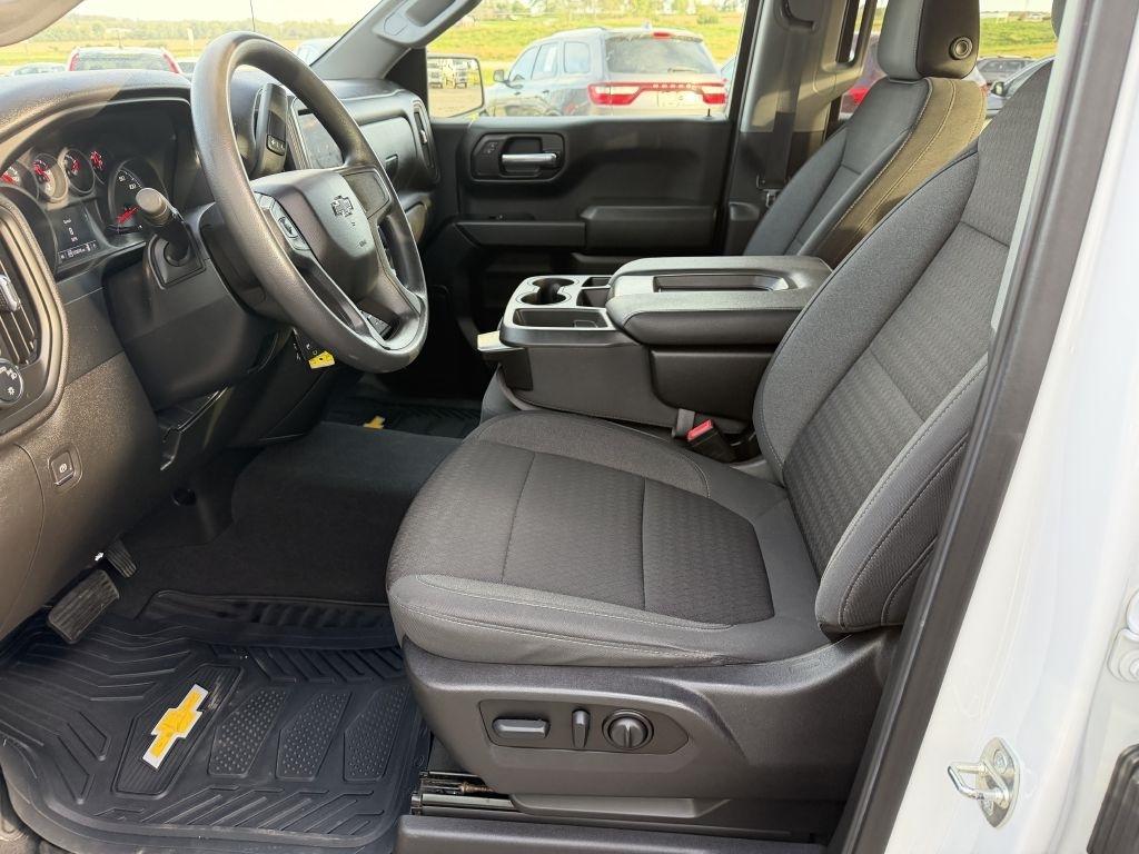 Chevrolet Silverado 1500 LTD 4WD Crew Cab 147" Custom 2022