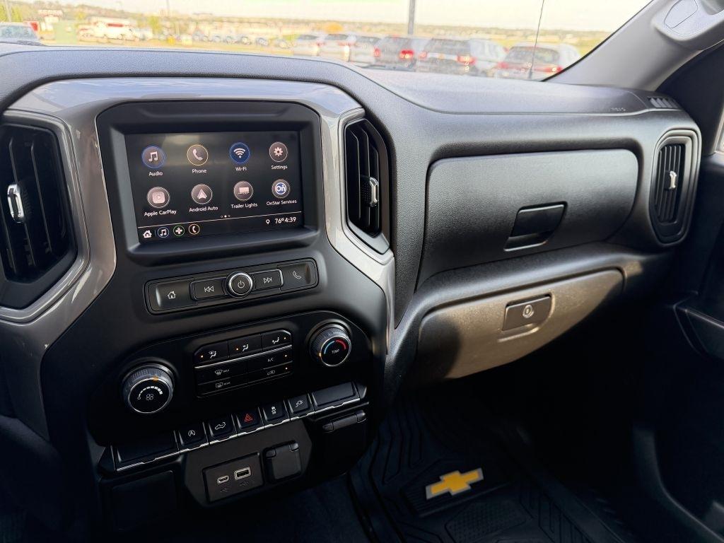 Chevrolet Silverado 1500 LTD 4WD Crew Cab 147" Custom 2022