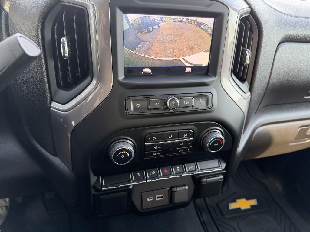 Chevrolet Silverado 1500 LTD 4WD Crew Cab 147" Custom 2022