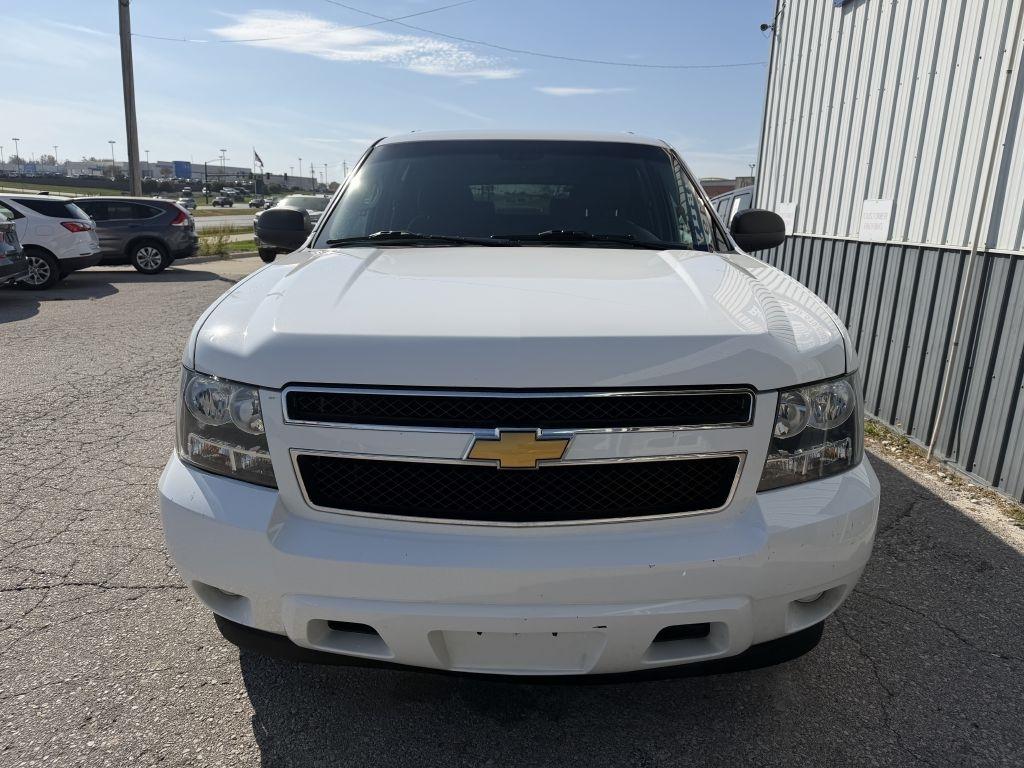 Chevrolet Suburban 2WD 4dr Commercial 2014