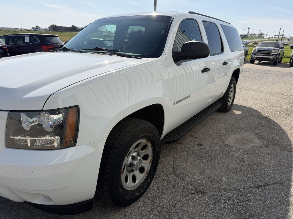 Chevrolet Suburban 2WD 4dr Commercial 2014