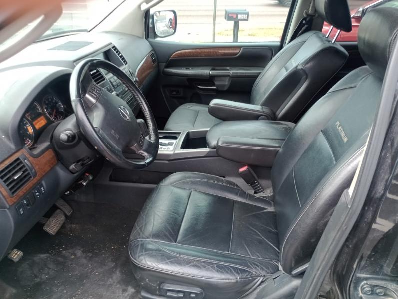 Nissan Armada Platinum 4WD 2012