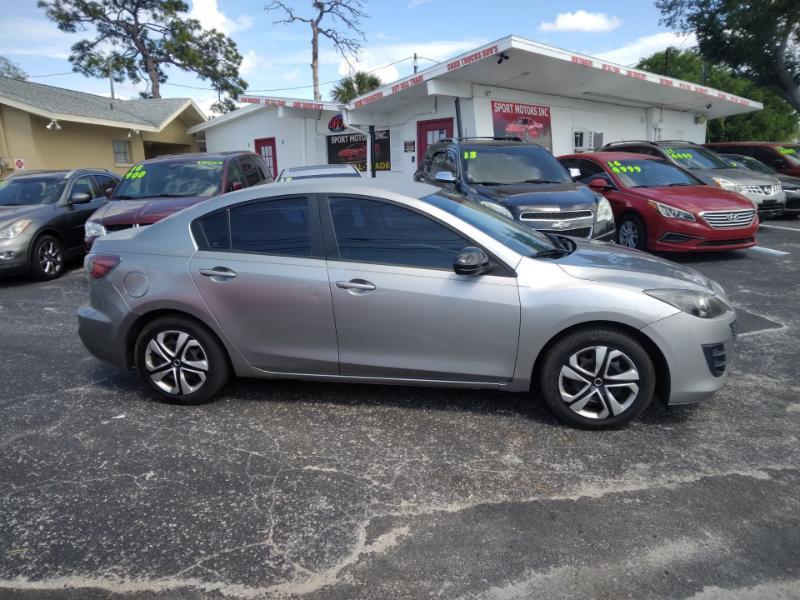 Mazda MAZDA3 i Sport 4-Door 2012