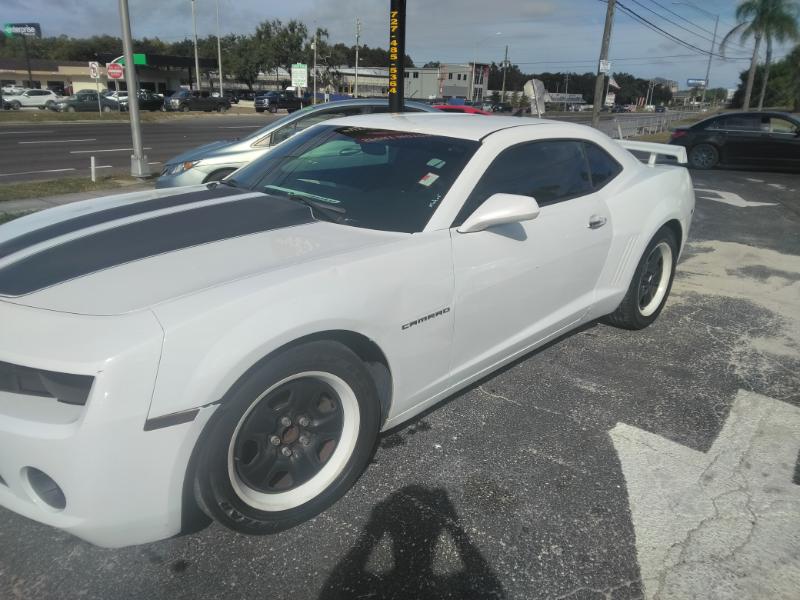 Chevrolet Camaro LS Coupe 2013