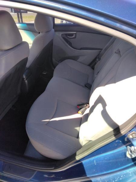 Hyundai Elantra SE 6AT 2015